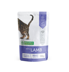 canned pet food for adult cats with lamb