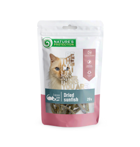 snacks for cats, dried sunfish