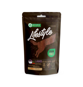 snack for dogs soft lamb dices with goji berries