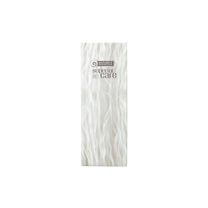 plastic water bottle, with white coat illustration and straw - 3