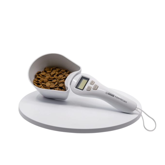 Animal feed measuring scoop - 1